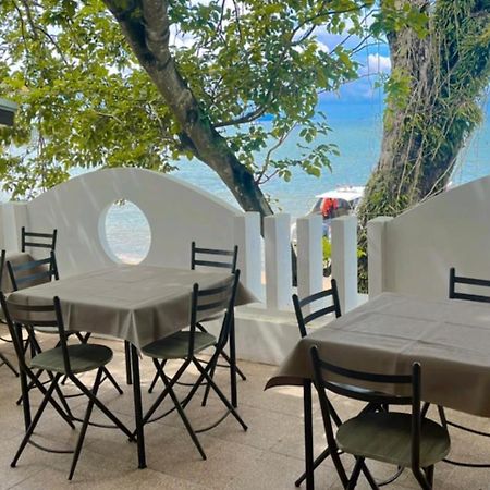 Chom By The Sea Hotel Ao Nam Mao Exterior foto